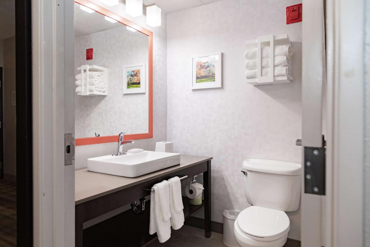 Hampton Inn & Suites By Hilton- Newark Airport Elizabeth Exterior foto