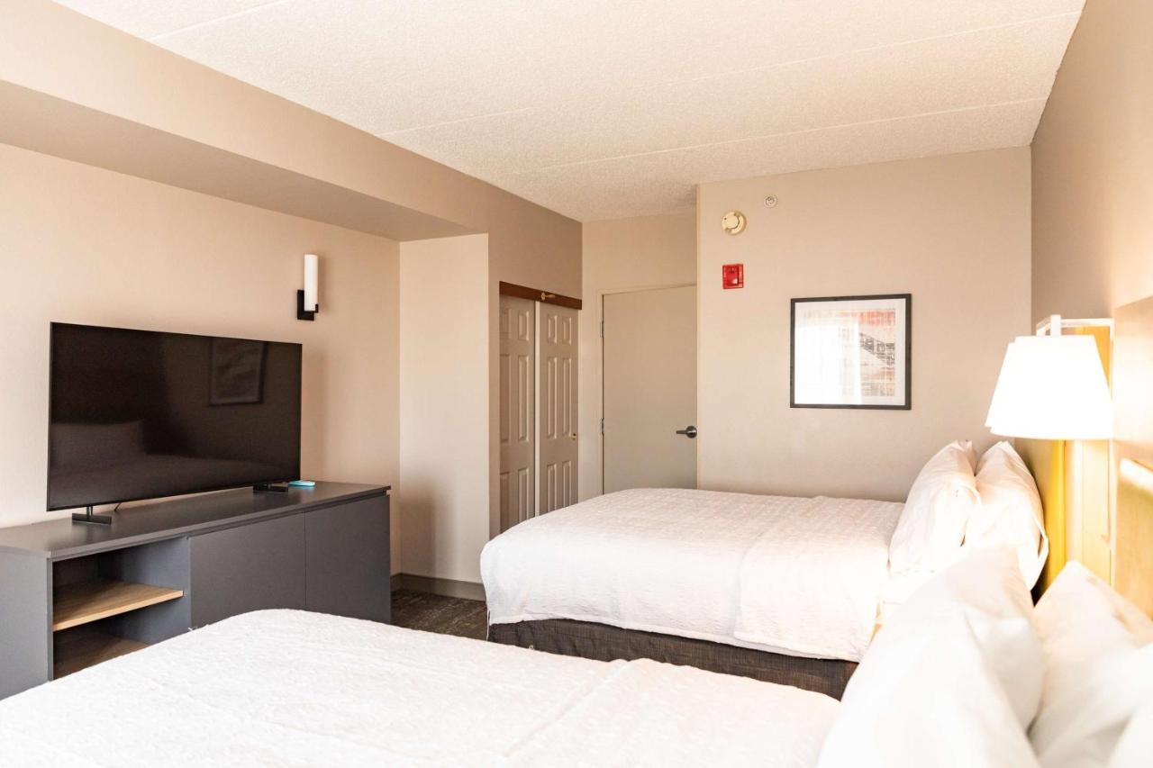 Hampton Inn & Suites By Hilton- Newark Airport Elizabeth Exterior foto